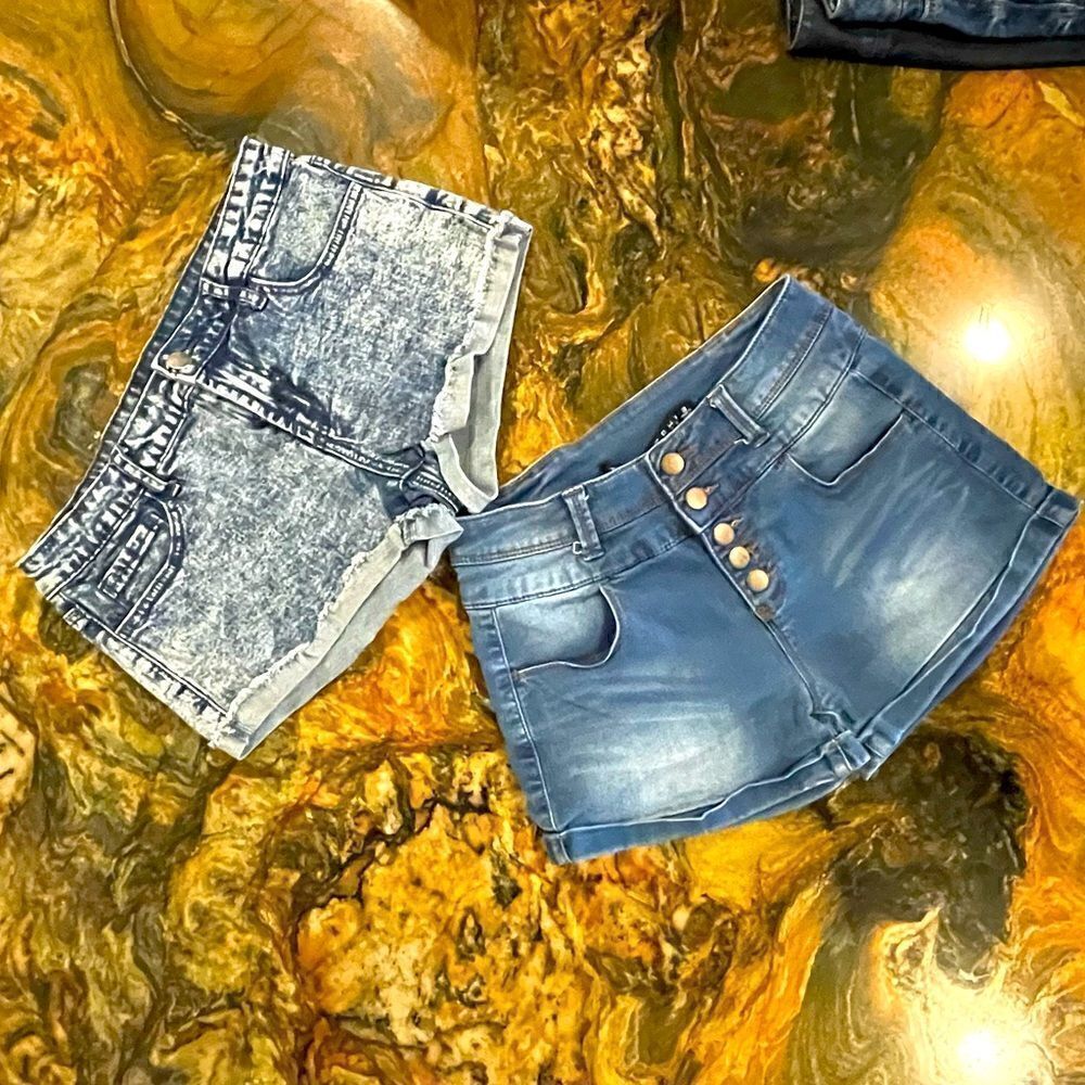 Jean shorts lot sz 3/27 forever 21 acid wash